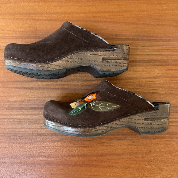 Vintage Suede Dansko Clogs - Picture 2 of 7